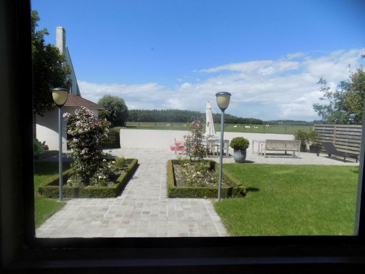 B&B De Polderhoeve Blankenberge Eksteriør billede